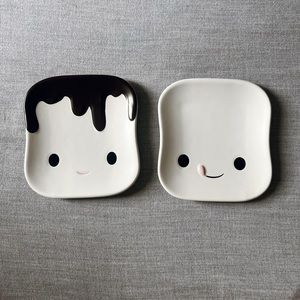 mini marshmallow plates